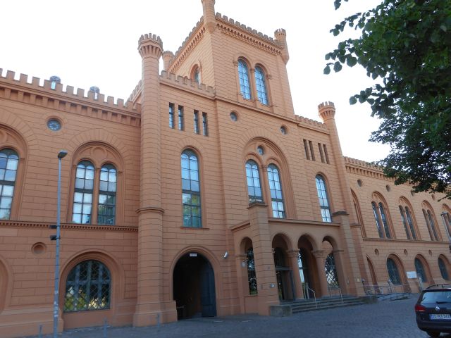 files/motorradfreunde_solling_vogler_de/Arsenal Schwerin.jpg