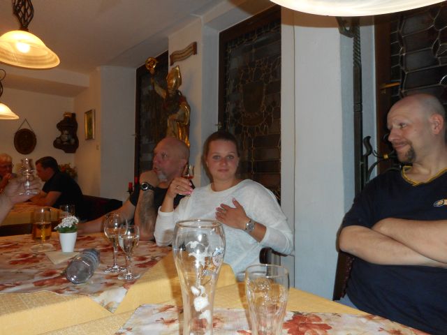 files/motorradfreunde_solling_vogler_de/Mosel 2016/Abendessen Stiftstor.jpg
