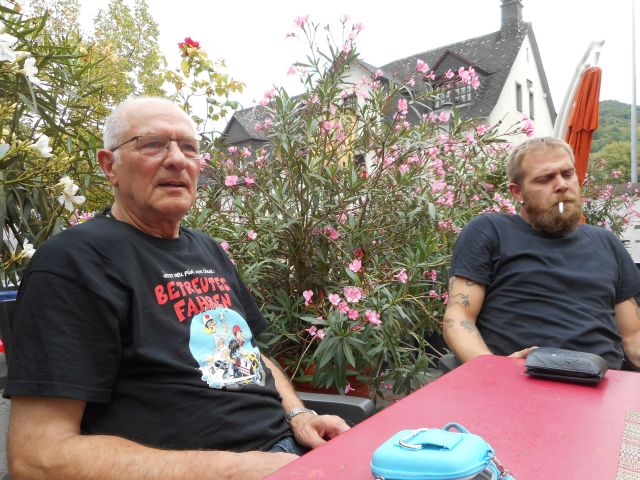 files/motorradfreunde_solling_vogler_de/Mosel 2016/Biergarten.jpg