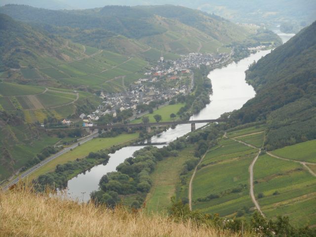files/motorradfreunde_solling_vogler_de/Mosel 2016/Calmont 1.jpg