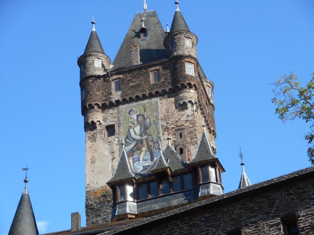 files/motorradfreunde_solling_vogler_de/Mosel 2016/Reichsburg Cochem.jpg