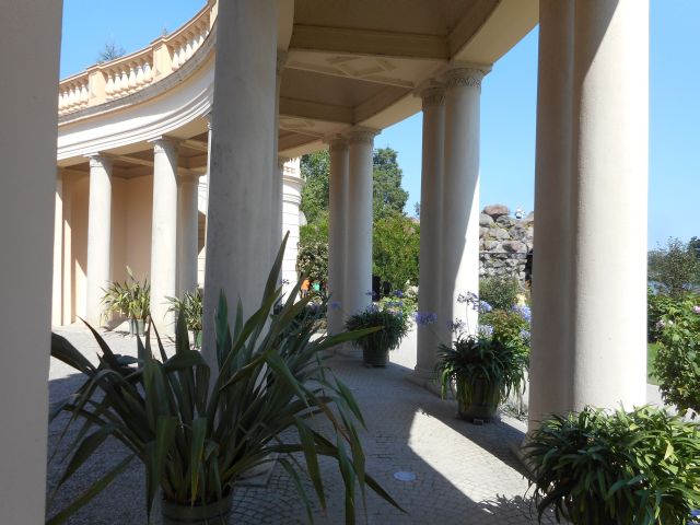 files/motorradfreunde_solling_vogler_de/Orangerie Schwerin 2.jpg