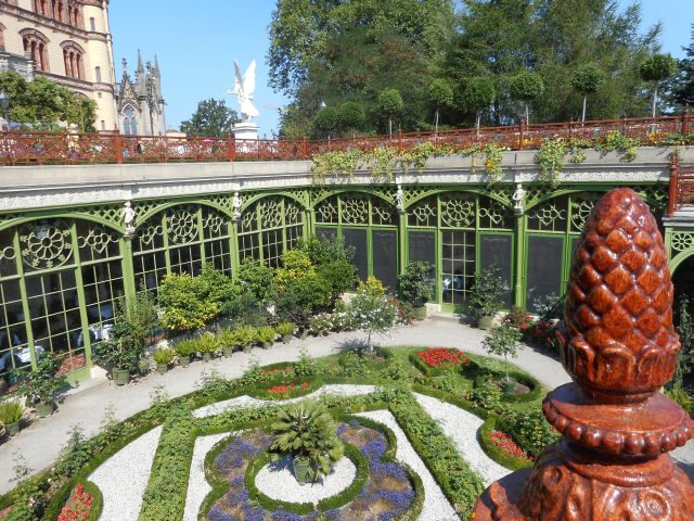 files/motorradfreunde_solling_vogler_de/Orangerie Schwerin 4.jpg