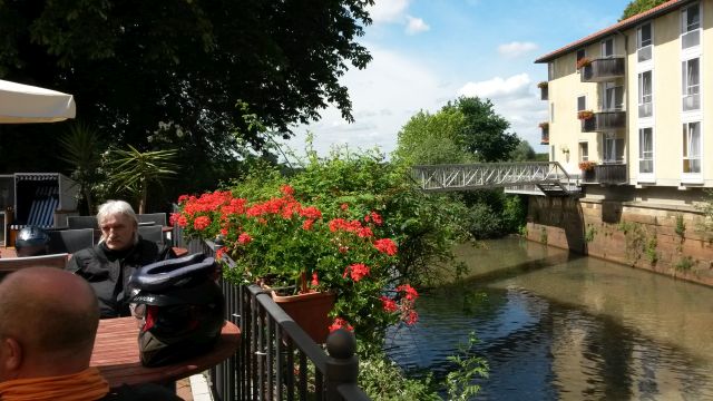 files/motorradfreunde_solling_vogler_de/Rast in Nienburg.jpg